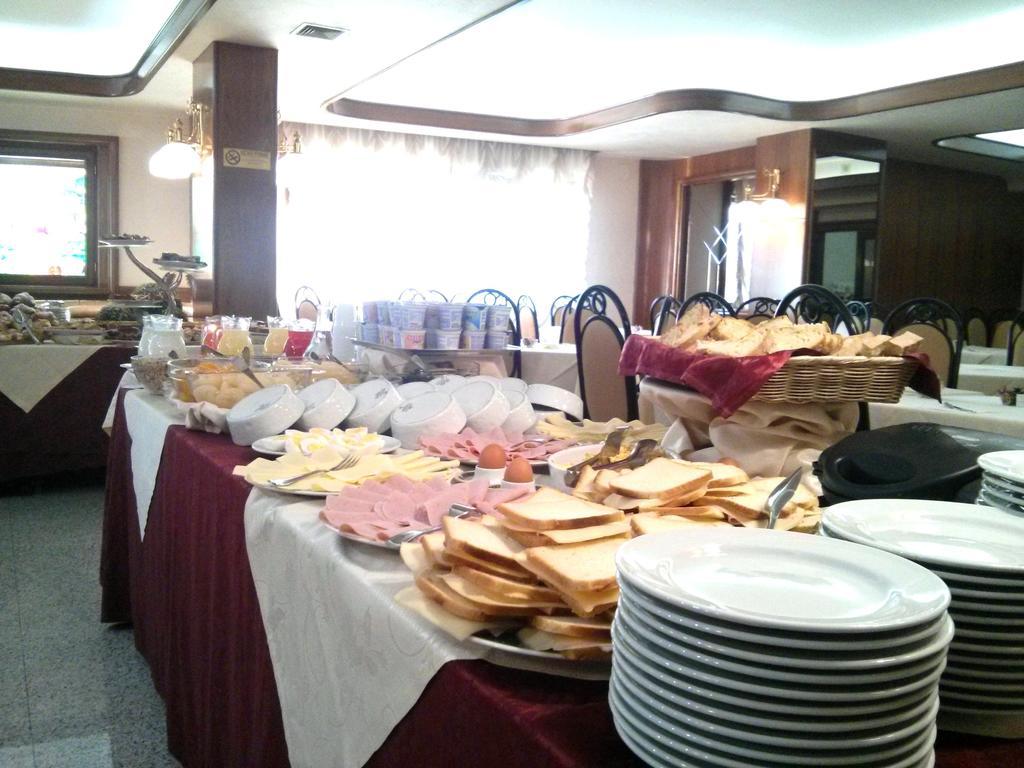 Grand Delle Rocche Hotel Rocca di Mezzo