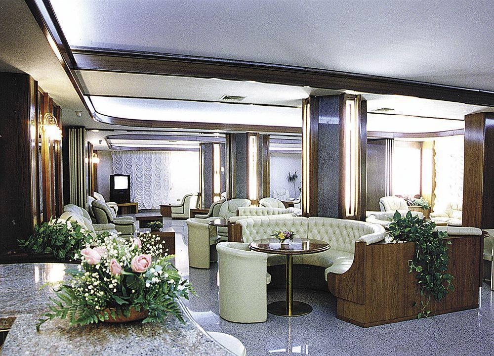 Hotel Grand Delle Rocche 4*
