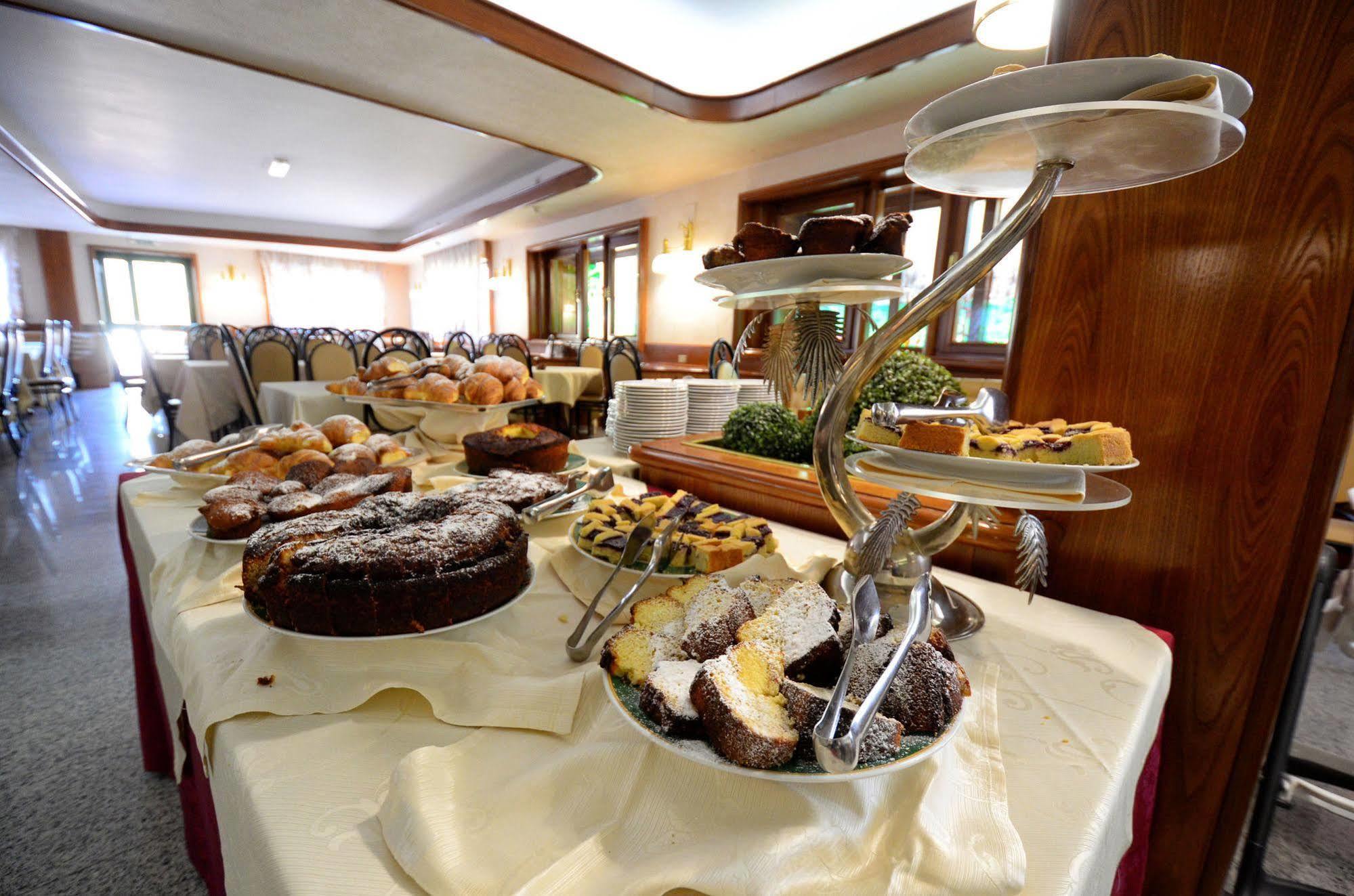 Grand Delle Rocche 4* Rocca di Mezzo